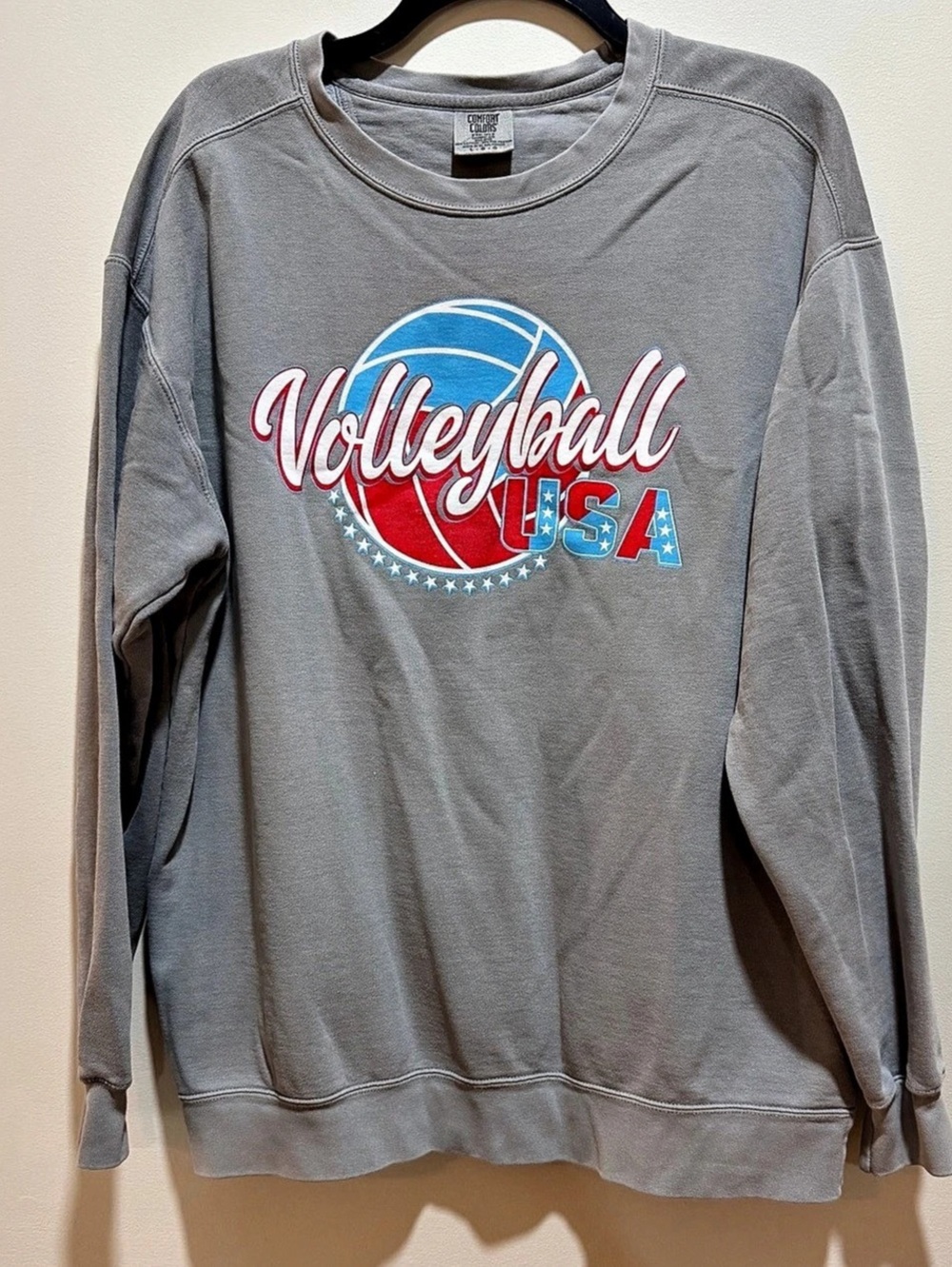 Comfort Colors Garment-Dyed Crewneck Sweatshirt Gray~Large
Volleyball USA